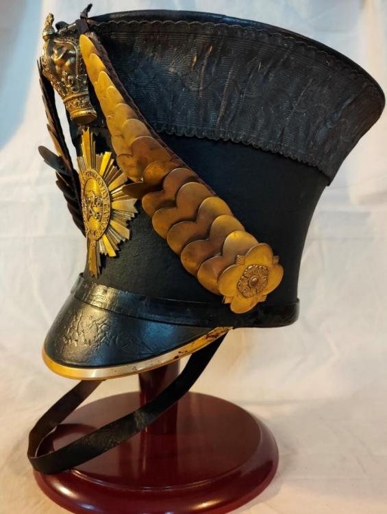 Bell top Shako, c. 1840. These shakos were worn by British troops in the Australian colonies through the 1830s and in Afghanistan during the First Anglo-Afghan War, 1839–1842. Brad Manera Collection