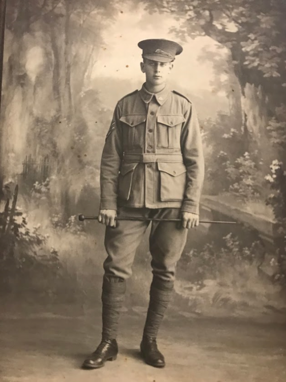 A studio portrait of then Corporal Herbert Haskew, likely taken in Sydney, c. 1916. Note the identical backdrop used in both brother’s portraits. Anzac Memorial Digital Collection 2020.6. Courtesy of Bev Ponton.