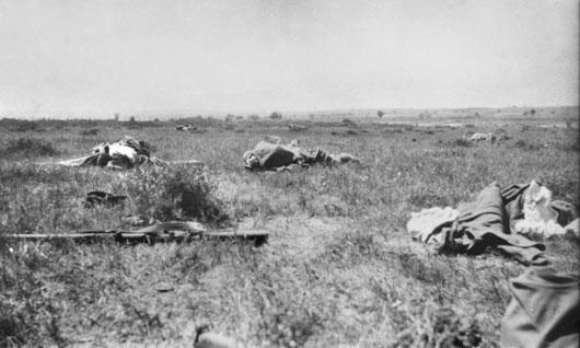 Aftermath of the unsuccessful attack by the Australian 2nd Infantry Brigade  in the Second Battle of Krithia at Cape Helles on 8 May 1915.  Courtesy AWM
