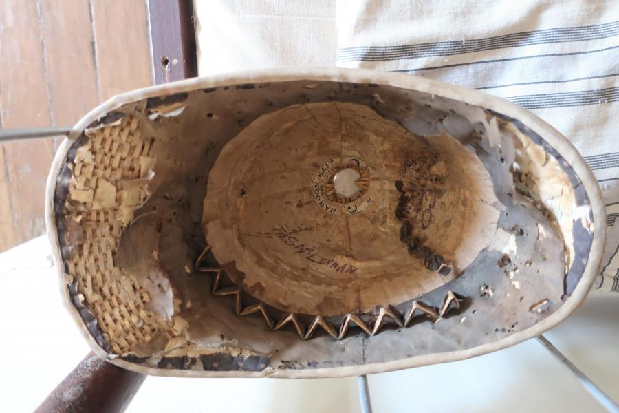 Inscriptions at the interior of the helmet. 