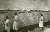 Hoff drawing up a grid on the clay to then add an enlarged pencil sketch - courtesy Sylvia Embling archive