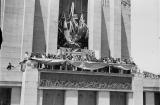 The official party gathered on the Memorial's western balcony during the 1934 opening ceremony